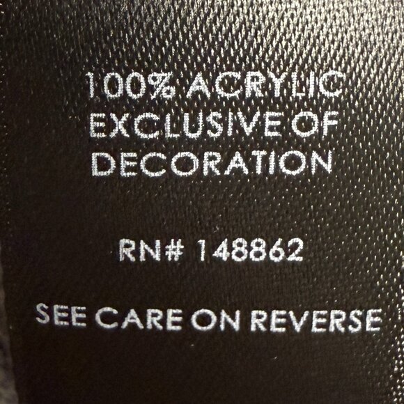 EUC Women's TORRID Cropped Cable Cardigan‎ Rhinestone Sweater Gray | Size 00-M/L - Picture 5 of 7